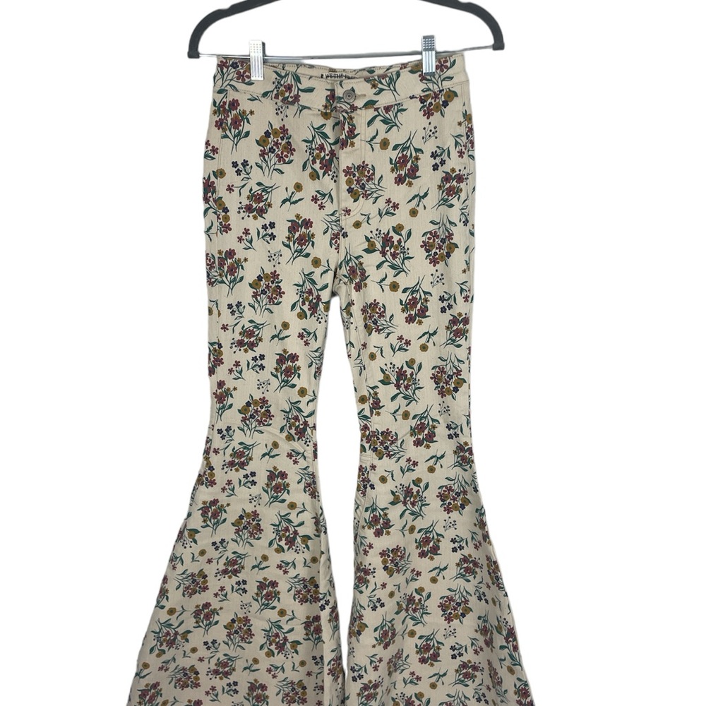 Free People Floral Flare Jeans, size 26, NWT, Boho, Cream with colored flowers
